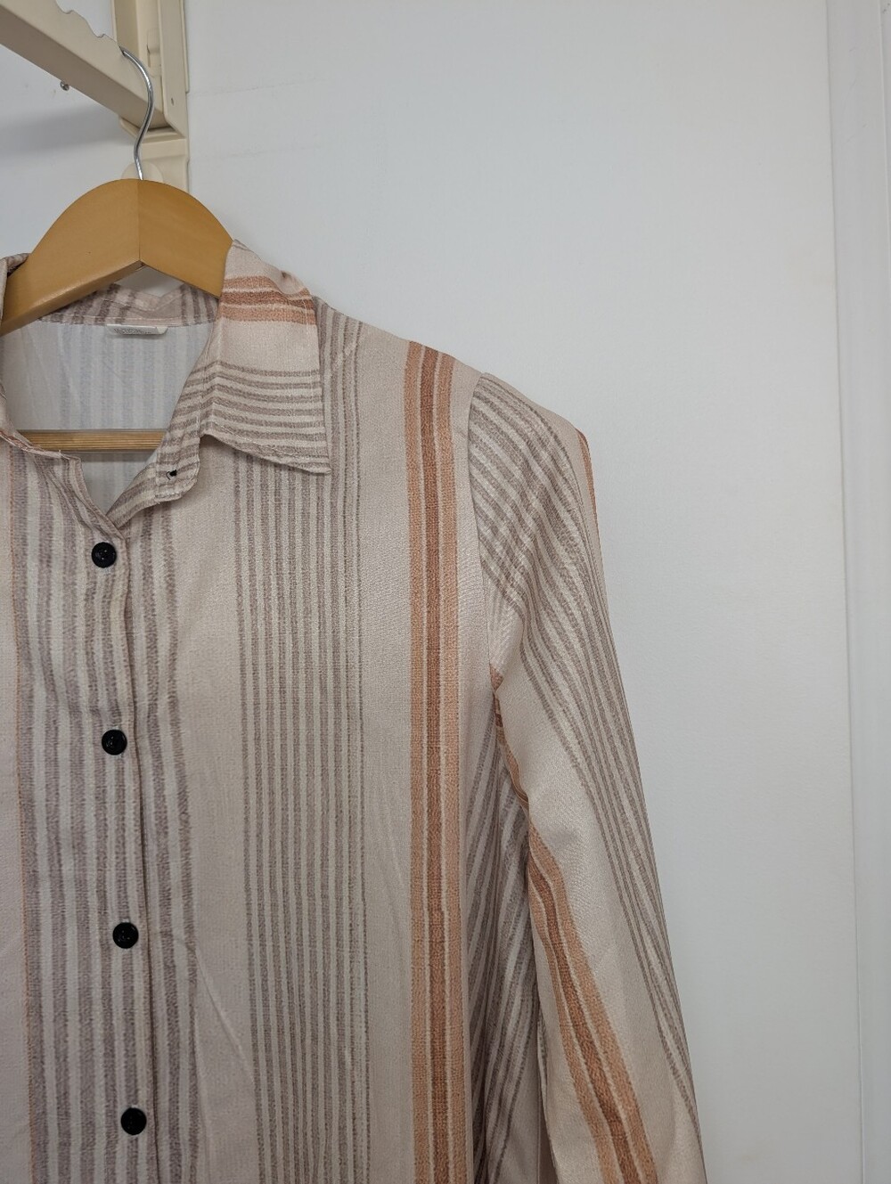 Maternity Shirt Dress – Size Large - Picture 3 of 5